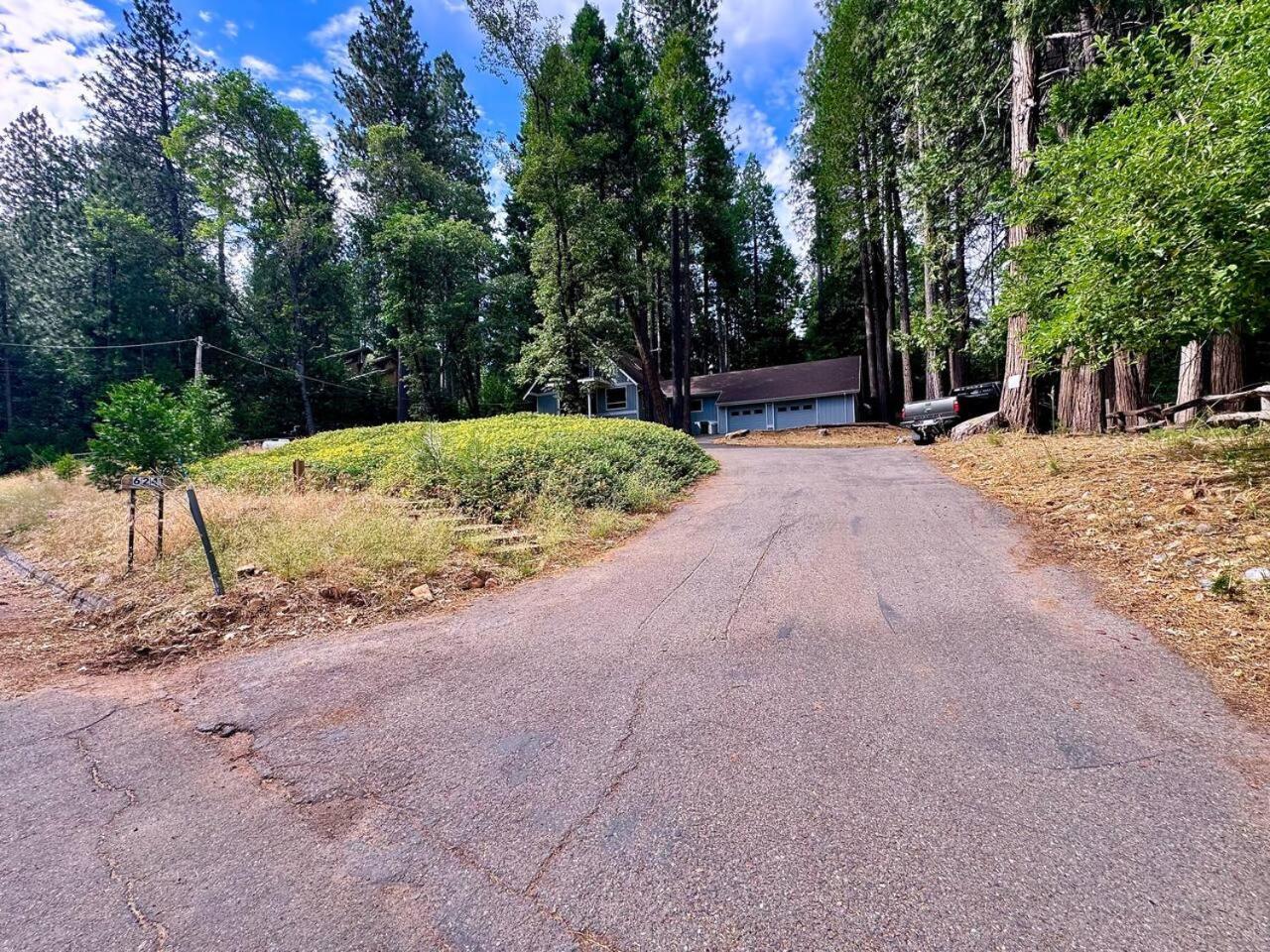 Cabin In The Trees-Game Room Pollock Pines Esterno foto