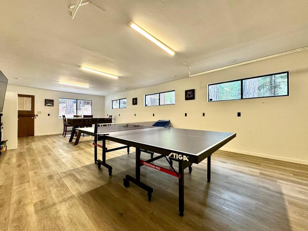 Cabin In The Trees-Game Room Pollock Pines Esterno foto