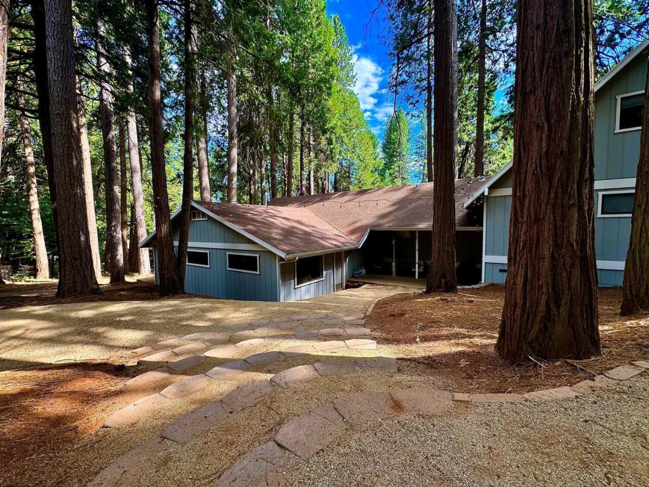Cabin In The Trees-Game Room Pollock Pines Esterno foto